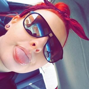 Meet your Posher, Kaylee